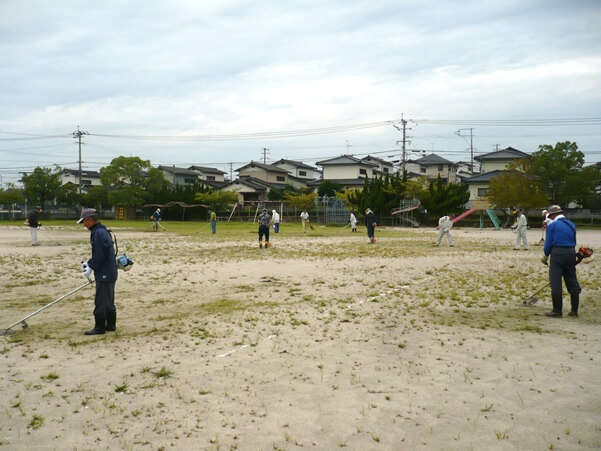 草刈り開始