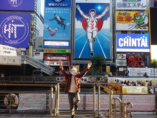 大阪難波グリコ看板とツーショット
